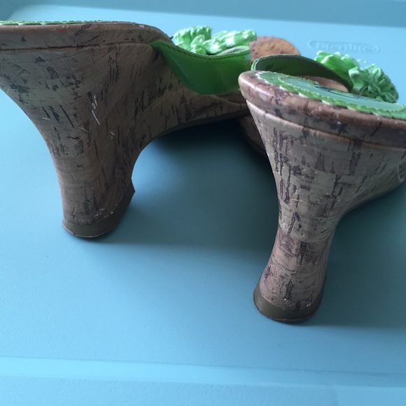 Mia 2 sandals.       Q 002 - Picture 4 of 7